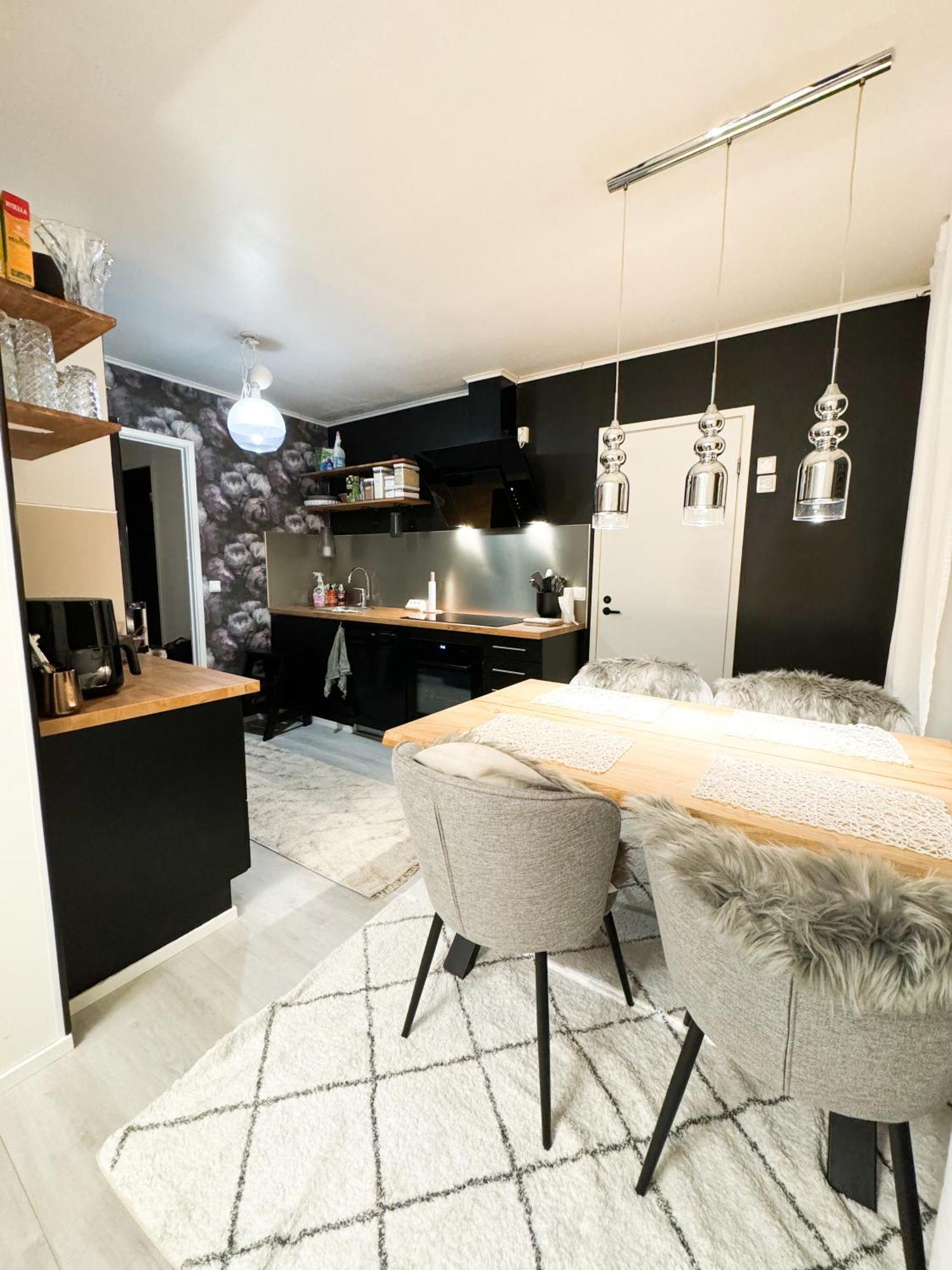Rubin Apartment *